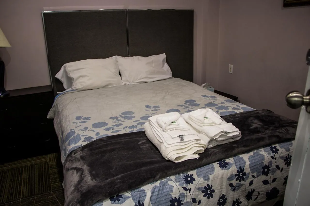 Saint Lawrence Residences And Suites Toronto Hostel