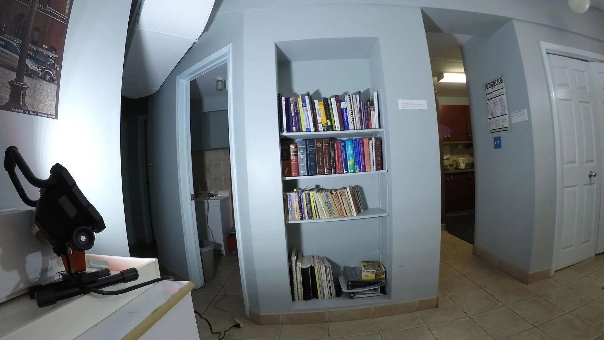 Хостел Saint Lawrence Residences And Suites Торонто