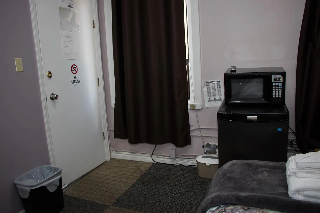 Хостел Saint Lawrence Residences And Suites Торонто