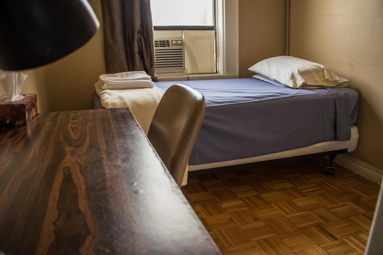 Хостел Saint Lawrence Residences And Suites Торонто