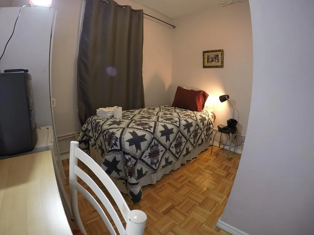 Hostel Saint Lawrence Residences And Suites Τορόντο