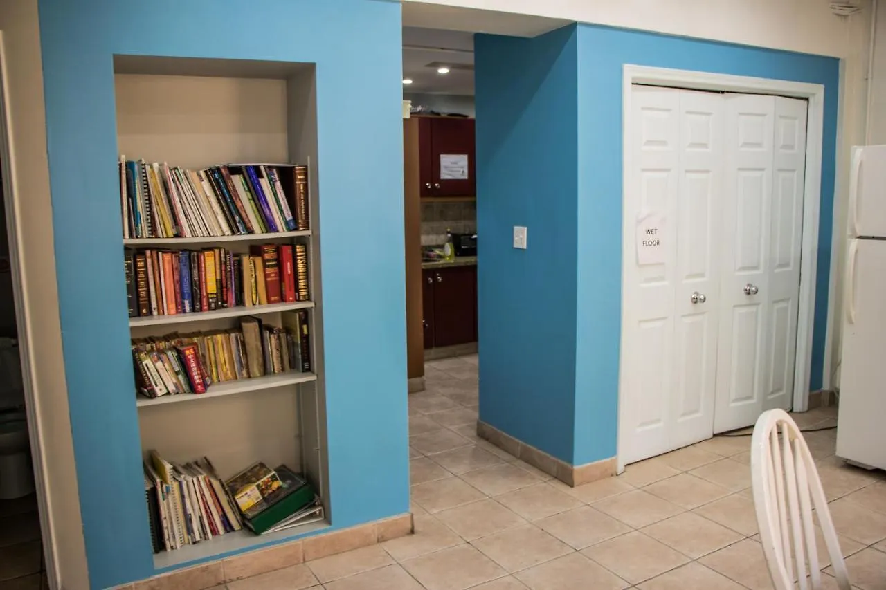 Hostel Saint Lawrence Residences And Suites Τορόντο Καναδάς